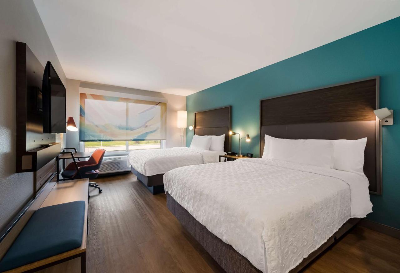 Отель Tru By Hilton Novi Detroit Экстерьер фото
