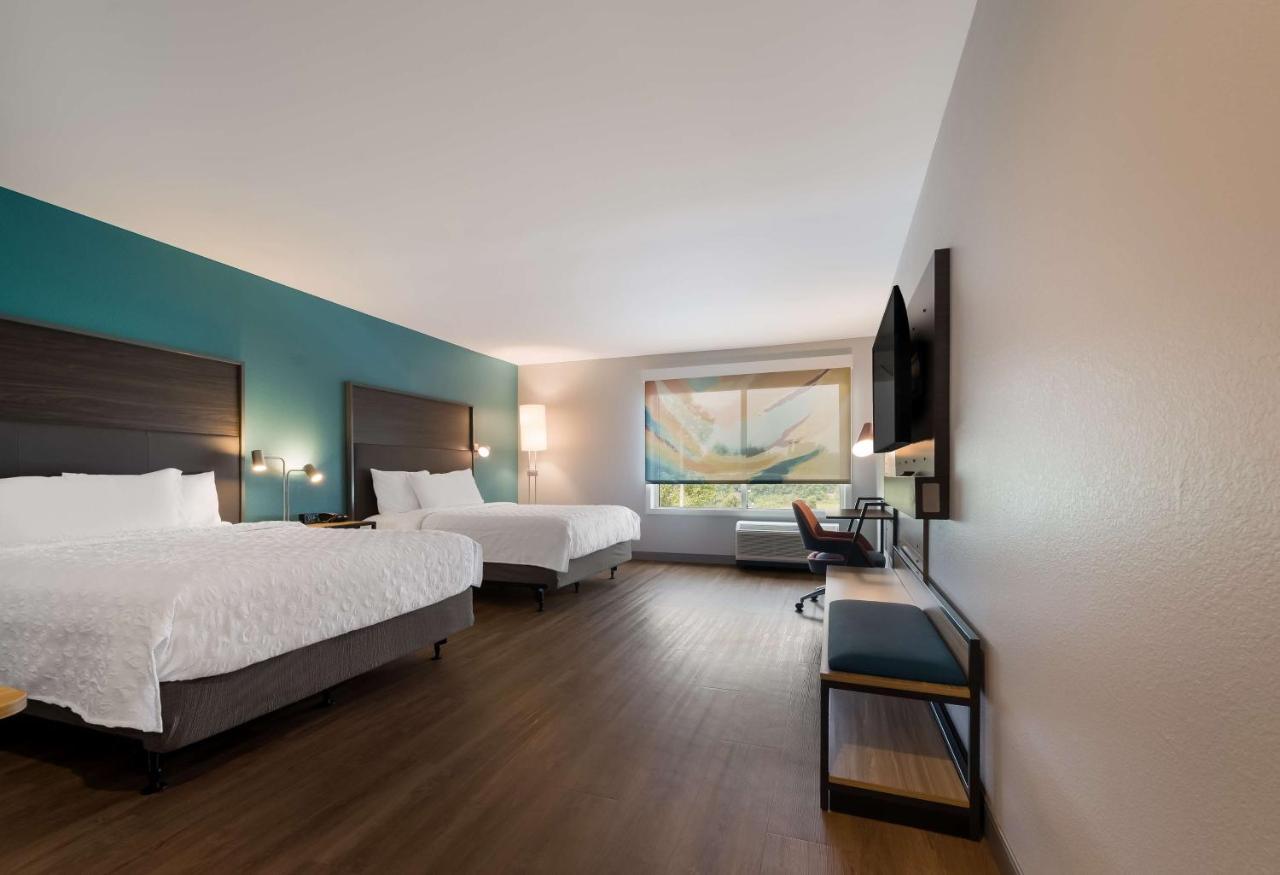 Отель Tru By Hilton Novi Detroit Экстерьер фото